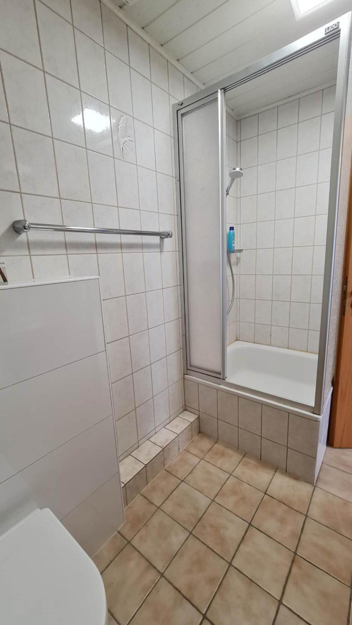 Zimmer Nr 7 Mit Privates Badezimmer In Juelich Otel Dış mekan fotoğraf